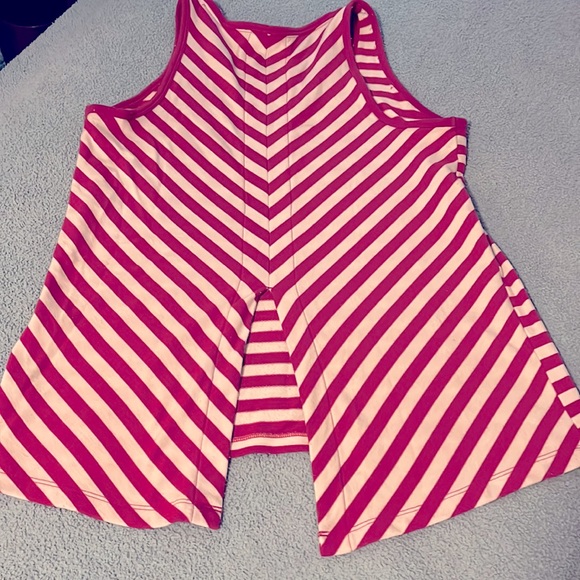 Time And Tru Pink & White Striped Tank Top w/t Split Lower Back - Picture 2 of 3